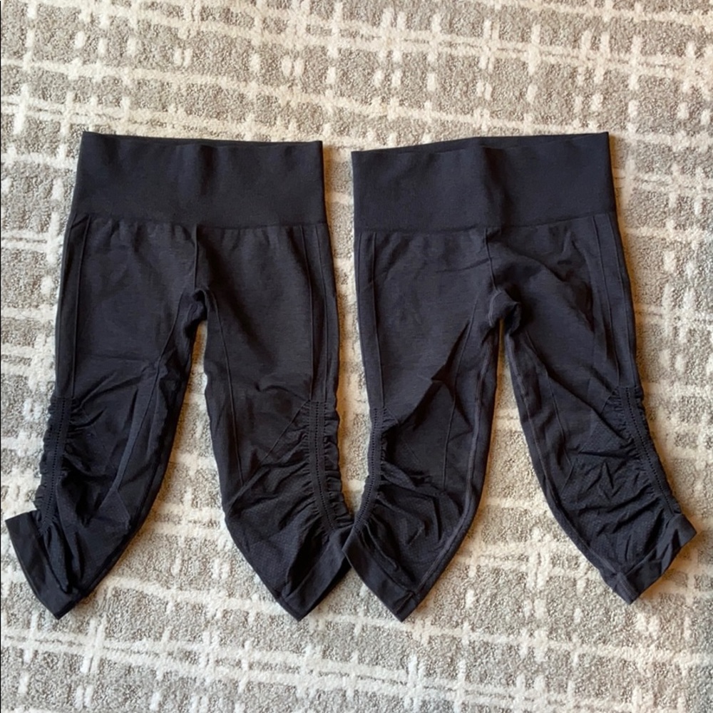 Women’s Lululemon In The Flow Crop II (2 pair)